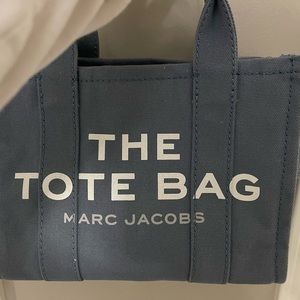 THE
MINI TOTE BAG